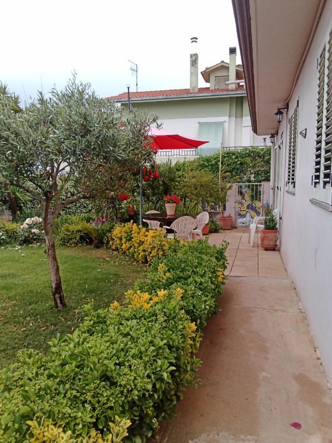 B&B Kazakova Domusnovas Exterior foto
